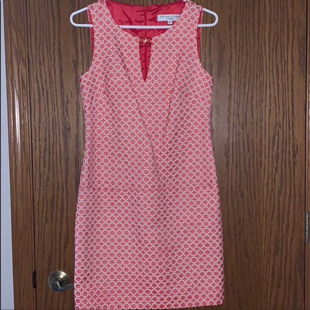 Trina Turk dress with 2 pockets, size 2